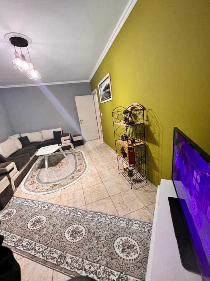 Downtown Retreat "Spiranca" Apartment Tiranë Ngoại thất bức ảnh