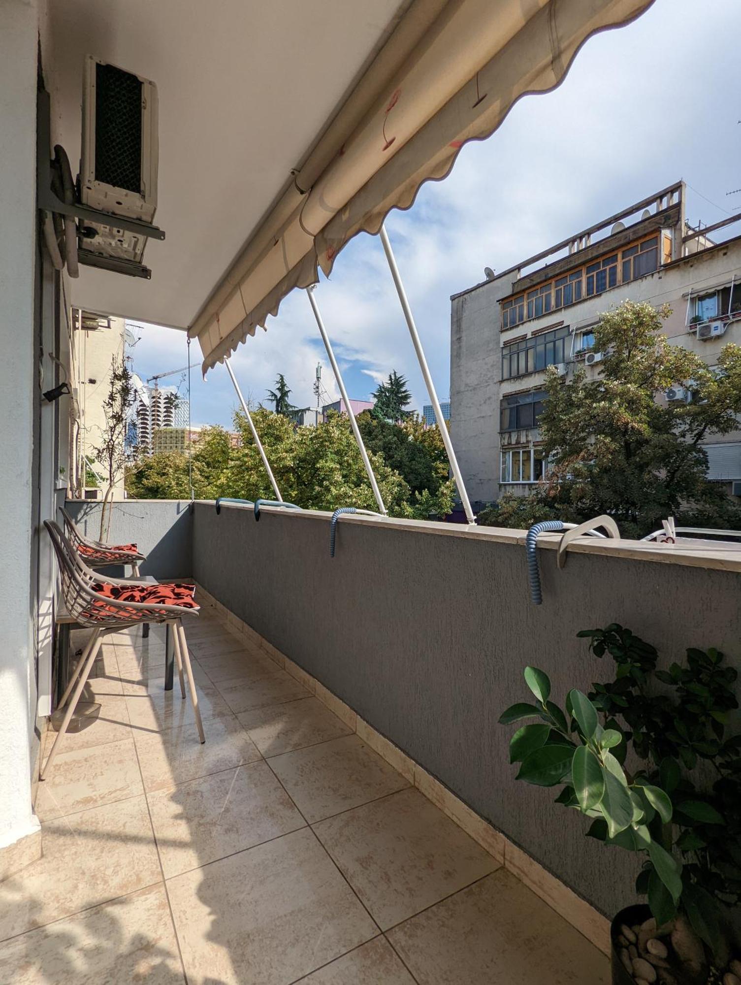 Downtown Retreat "Spiranca" Apartment Tiranë Ngoại thất bức ảnh