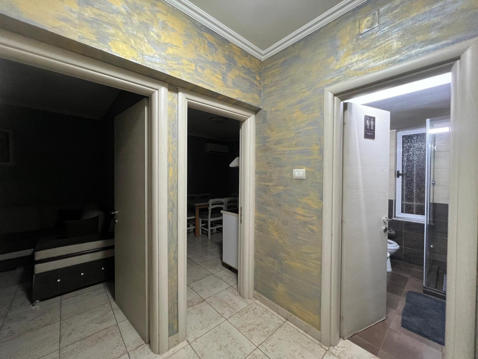 Downtown Retreat "Spiranca" Apartment Tiranë Ngoại thất bức ảnh