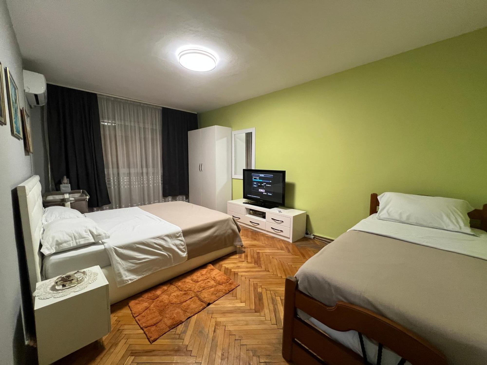 Downtown Retreat "Spiranca" Apartment Tiranë Ngoại thất bức ảnh